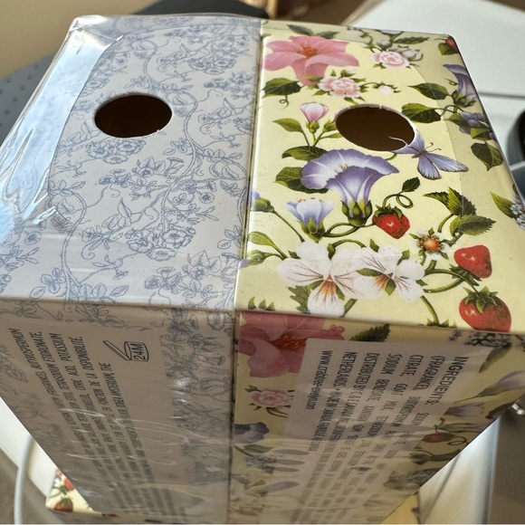 Crabtree & Evelyn Nantucket Briar and Summer Hill Bar Soap Set - Picture 7 of 9